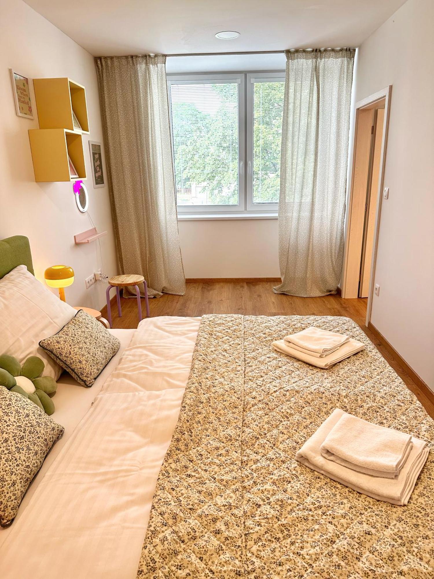 City Apartment I Тренчин Екстер'єр фото