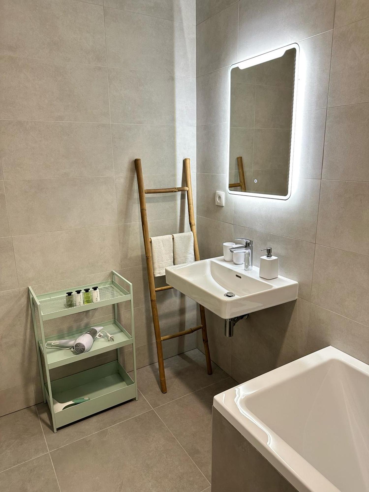 City Apartment I Тренчин Екстер'єр фото